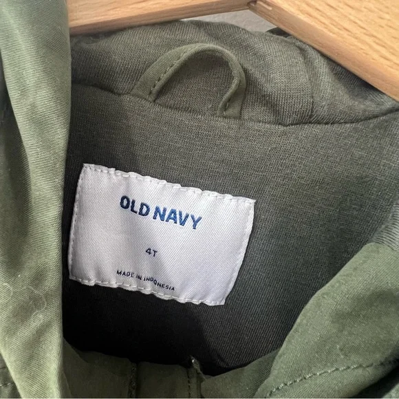 Old Navy Toddler Boy Army Green Zip Up Hooded Light Jacket - Picture 3 of 6